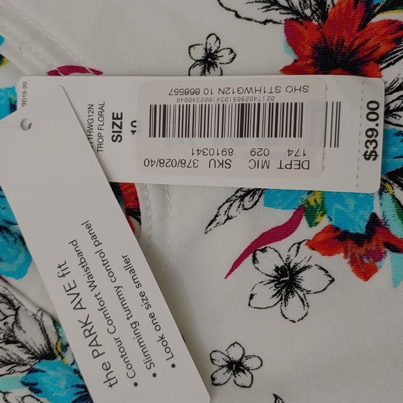 Westbound Women's Size 10 Mid-Rise Pull-on Shorts NWT - Picture 10 of 10